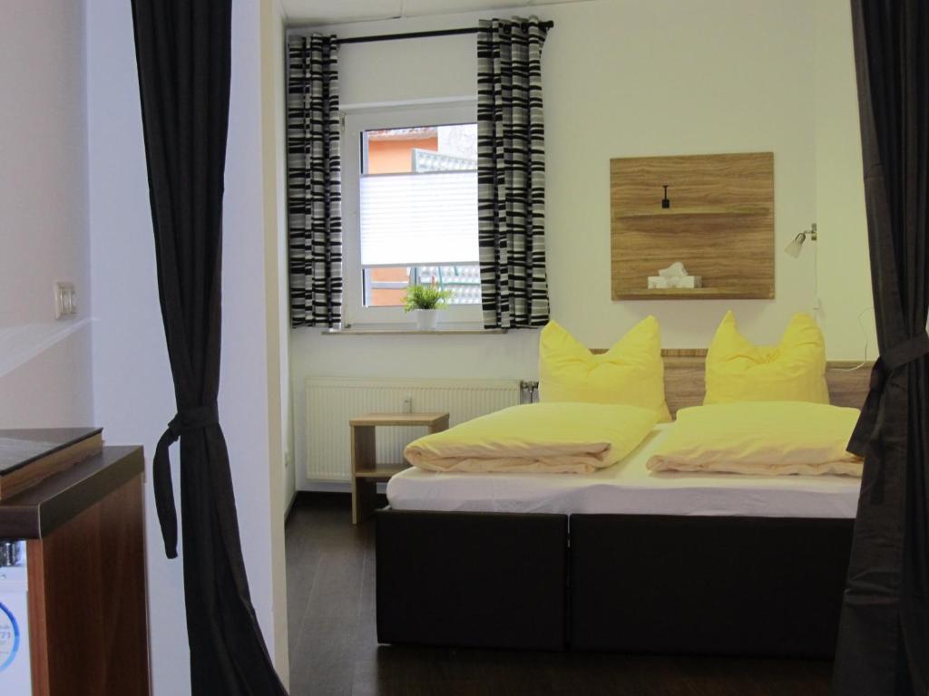 Zum Treppche Hotel Garni Gladenbach الغرفة الصورة